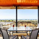 Prive Escape - Seaview & Nature Serenity