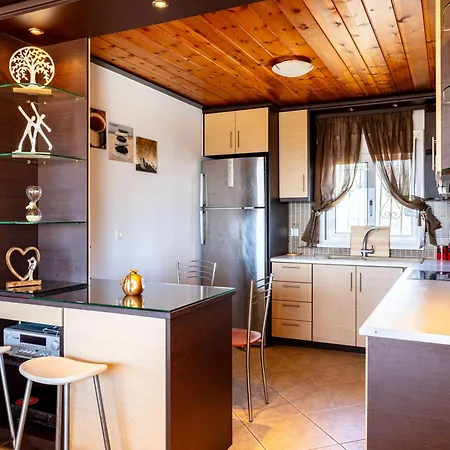 Prive Escape - Seaview & Nature Serenity Filiatrá