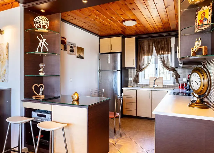 Prive Escape - Seaview & Nature Serenity Filiatrá