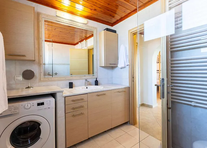 Prive Escape - Seaview & Nature Serenity