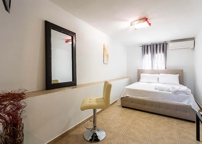 Prive Escape - Seaview & Nature Serenity * Filiatrá